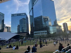 うめきた公園 都会のオアシス